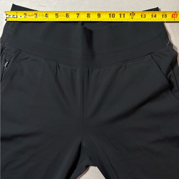 Athleta Venice Flare Athletic Leggings NWOT Black Size M - Picture 6 of 14